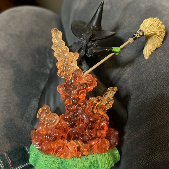 The Wizard of Oz Wicked Witch of The West -
Enesco Item 106624 Vinta - Picture 4 of 6